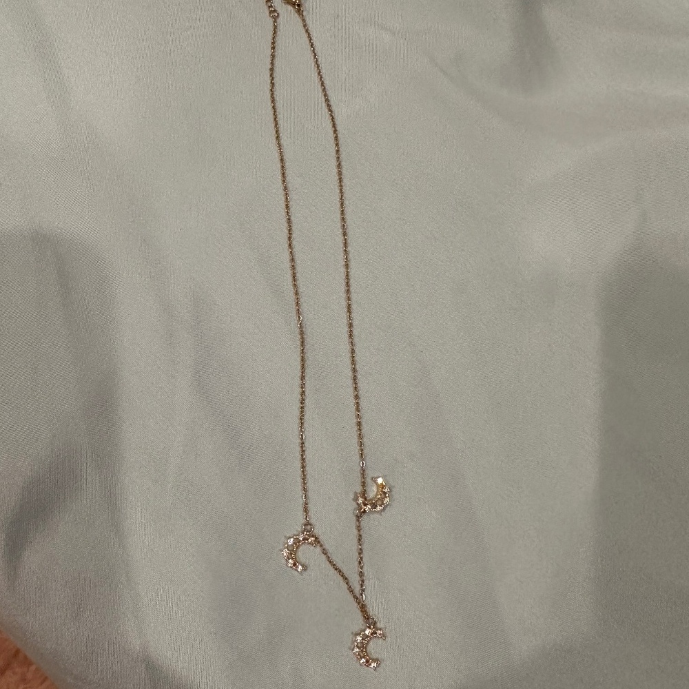 Three moon necklace